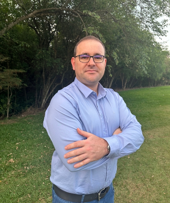 Dr. Daniel Debona